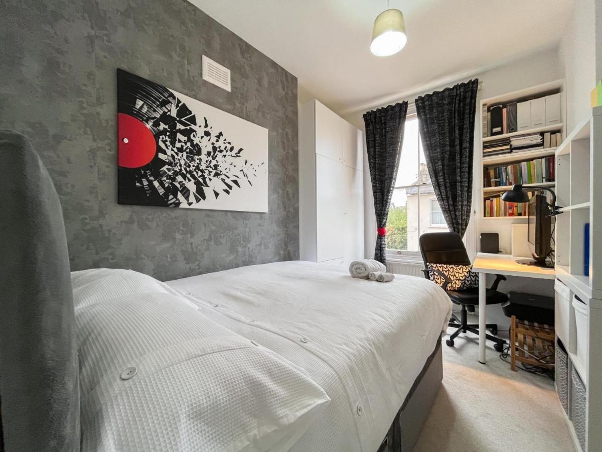 Appartamento Beautiful 3Bd Flat In Archway Londra Esterno foto